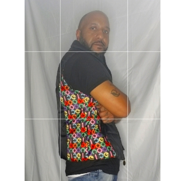 Brand New Unisex Coogi Vest - Picture 2 of 4